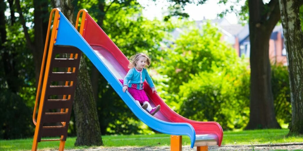 Mochtoys Toboggan Enfant 110 Cm De Haut – Grandes Poignées, Max 50 Kg – Dès 1 An, Intérieur Et Extérieur